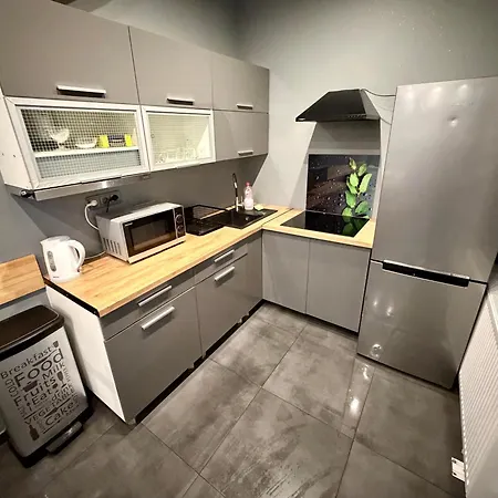 Good 3 Sypialnie Parking Apartment *