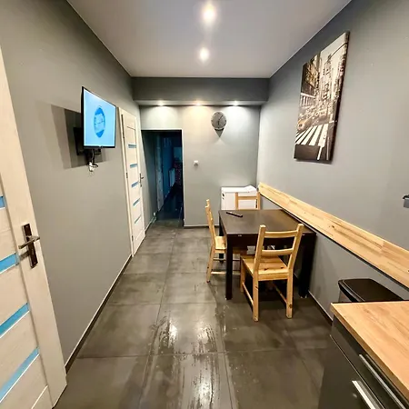 Apartment Good 3 Sypialnie Parking Lodz