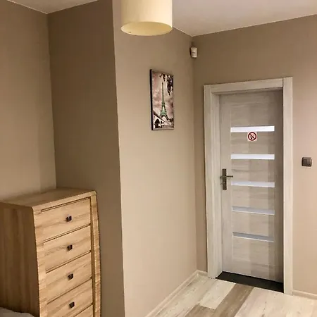 Good 3 Sypialnie Parking *