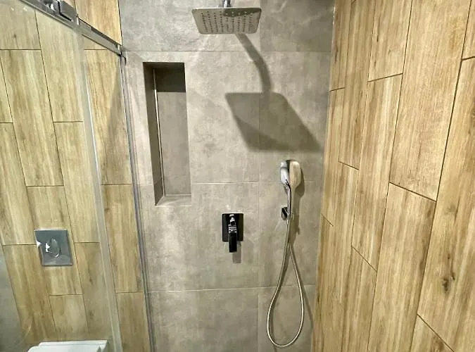 Good 3 Sypialnie Parking 公寓 *