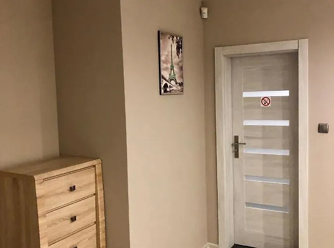 Good 3 Sypialnie Parking *